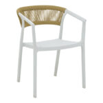 Фотелја Sillia наредена во боја на PP бела абажура со беж ратан 55x52x74.5 см