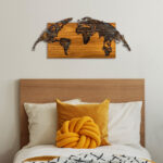 Wall deco Mable pine wood in natural color and black metal 83x3x38cm - Image 2