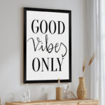 Wall art in frame Zyra with digital print 33x1.5x48cm - Слика 2