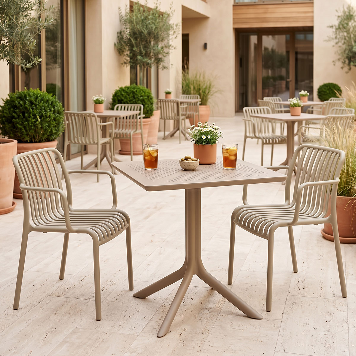 Dining set Zoi Groovy set 3pcs cappuccino PP 80x80x74cm Dining set Zoi Groovy set 3pcs cappuccino PP 80x80x74cm - Image 1